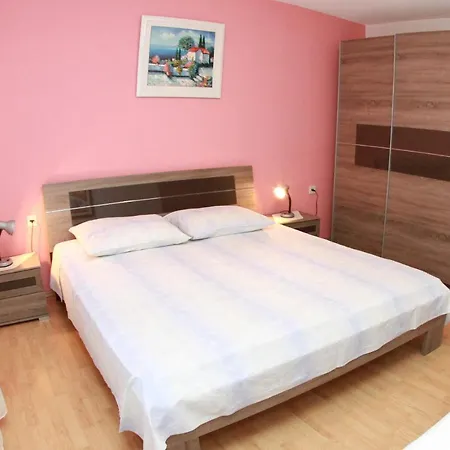 With A Parking Space Okrug Gornji, Ciovo - 10343 Trogir